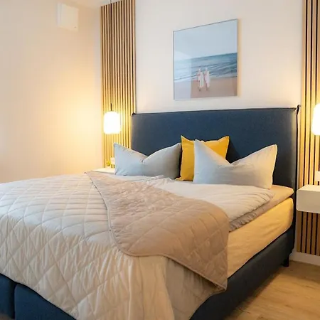 Zentrale Und Ruhige 4-raum-wohnung Fuer Bis Zu 6 Personen - Ideal Fuer Familien Und Gruppen Appartement *